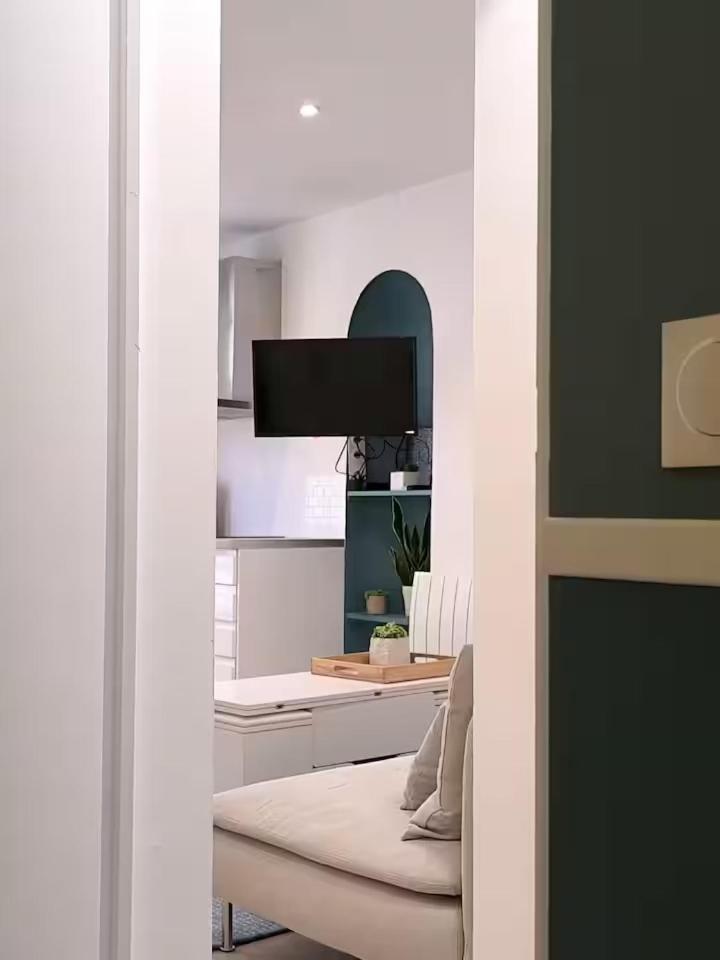 Apartment Cosy - Saint Louis 10 Paris